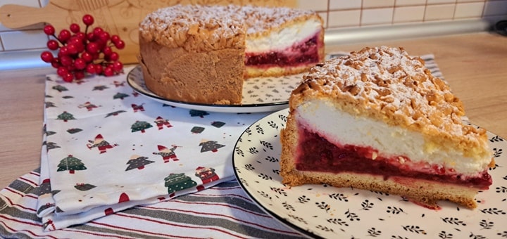 Raspberry Pie with Souffle Cream